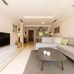 Apartman Charming In Aloha Hill Club With Pools & Marbella